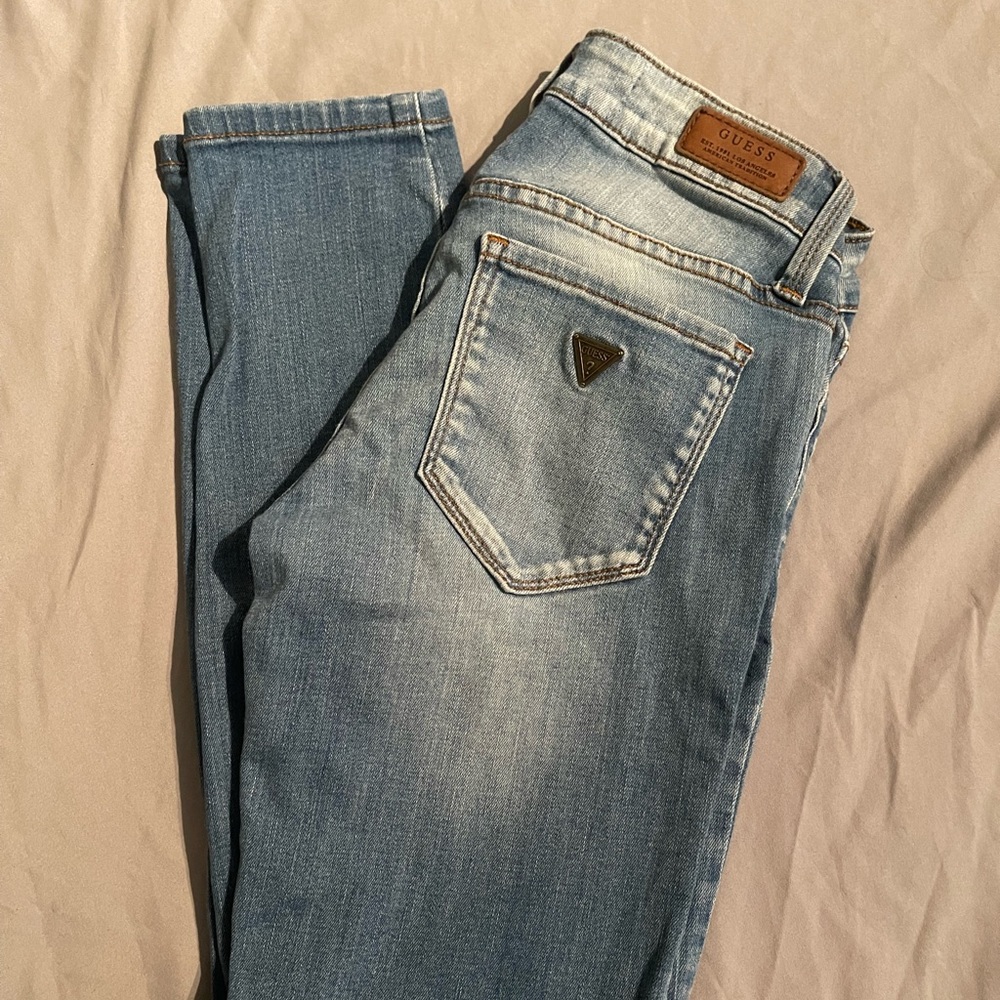 GUESS JEANS
